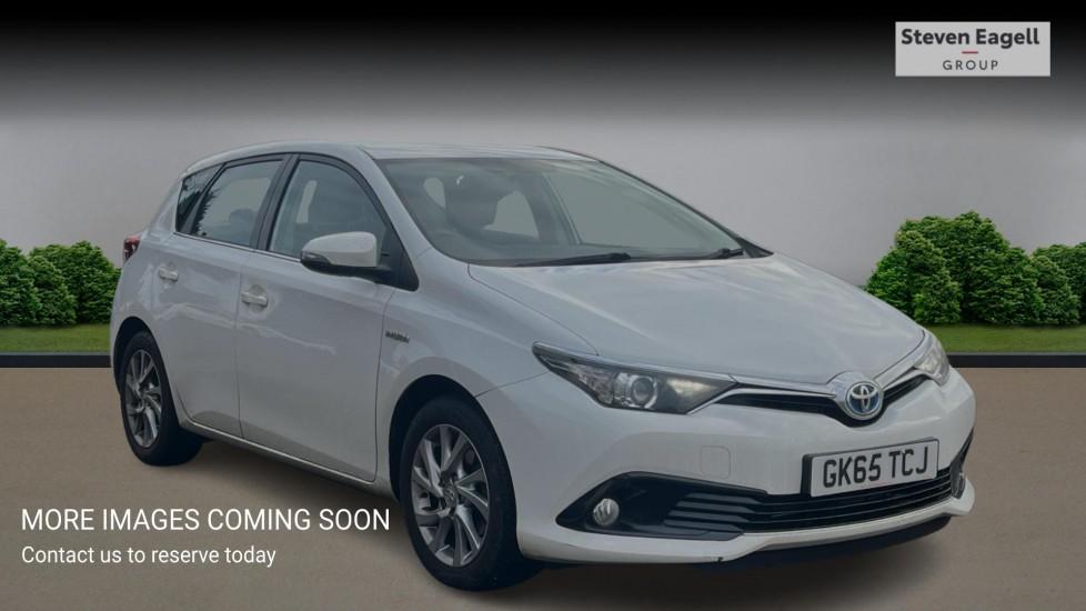 Main listing image - Toyota Auris