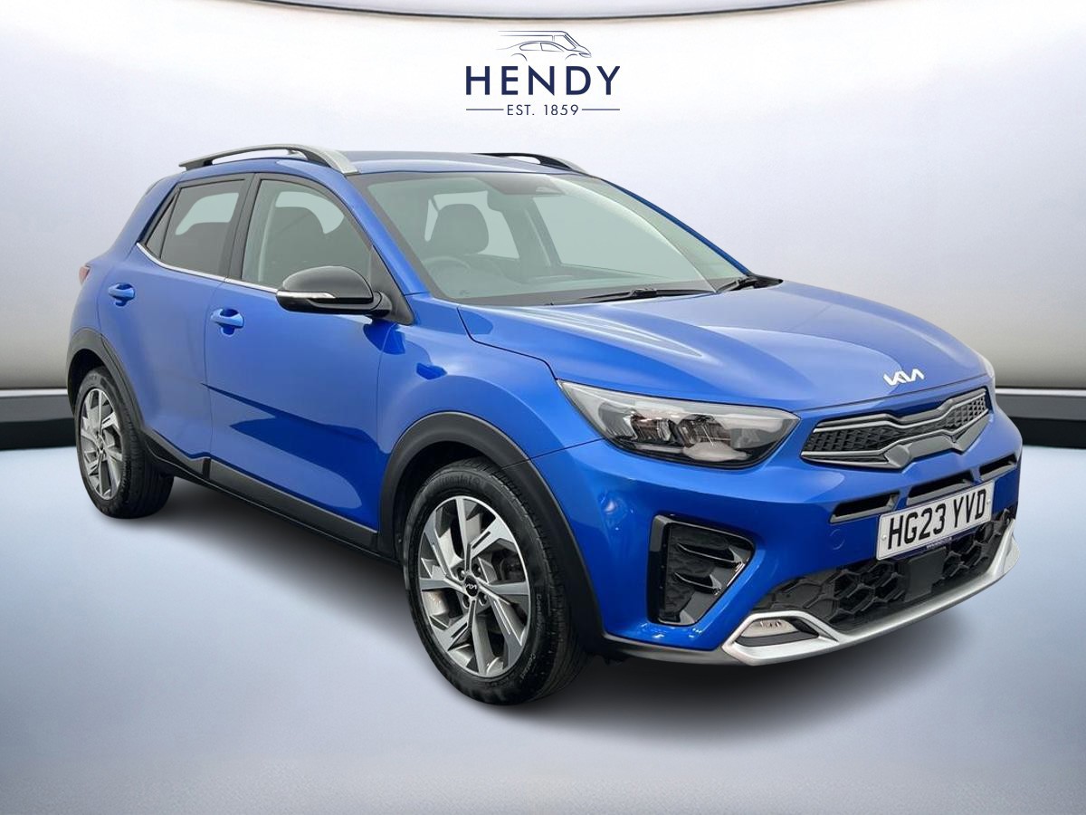 Main listing image - Kia Stonic