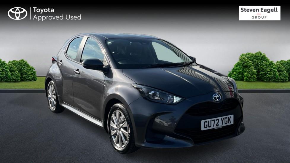 Main listing image - Toyota Yaris