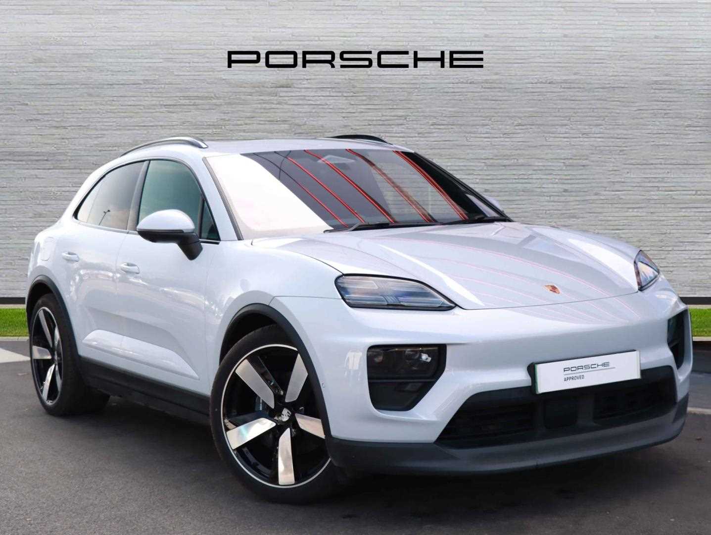 Main listing image - Porsche Macan