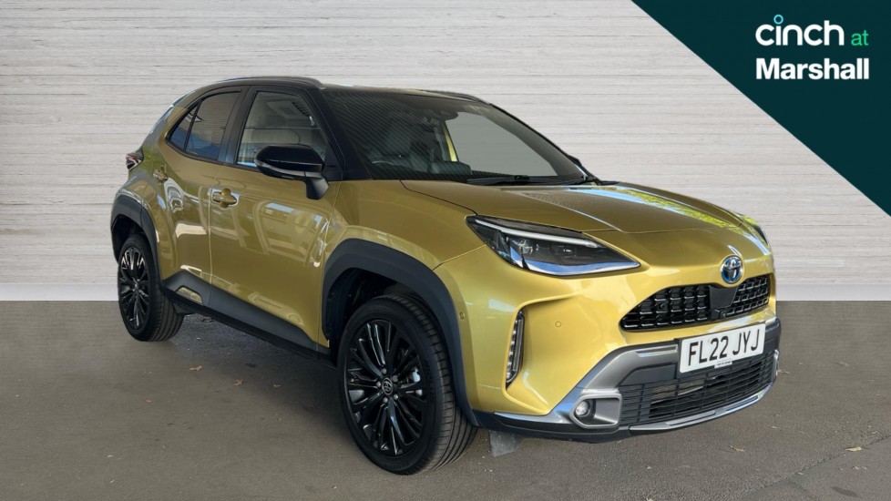 Main listing image - Toyota Yaris Cross