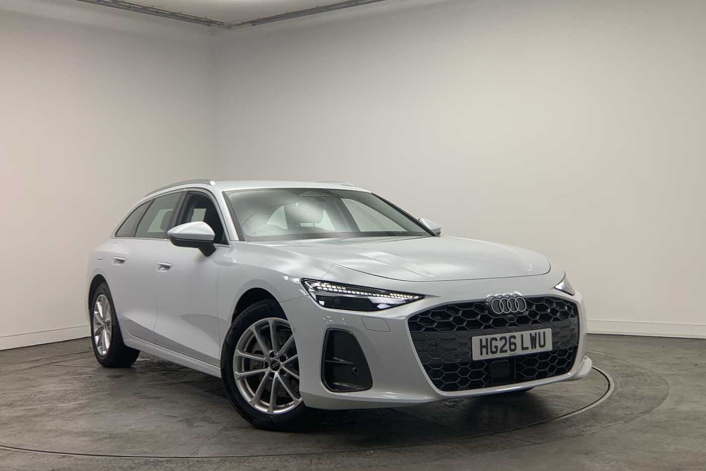 Main listing image - Audi A6