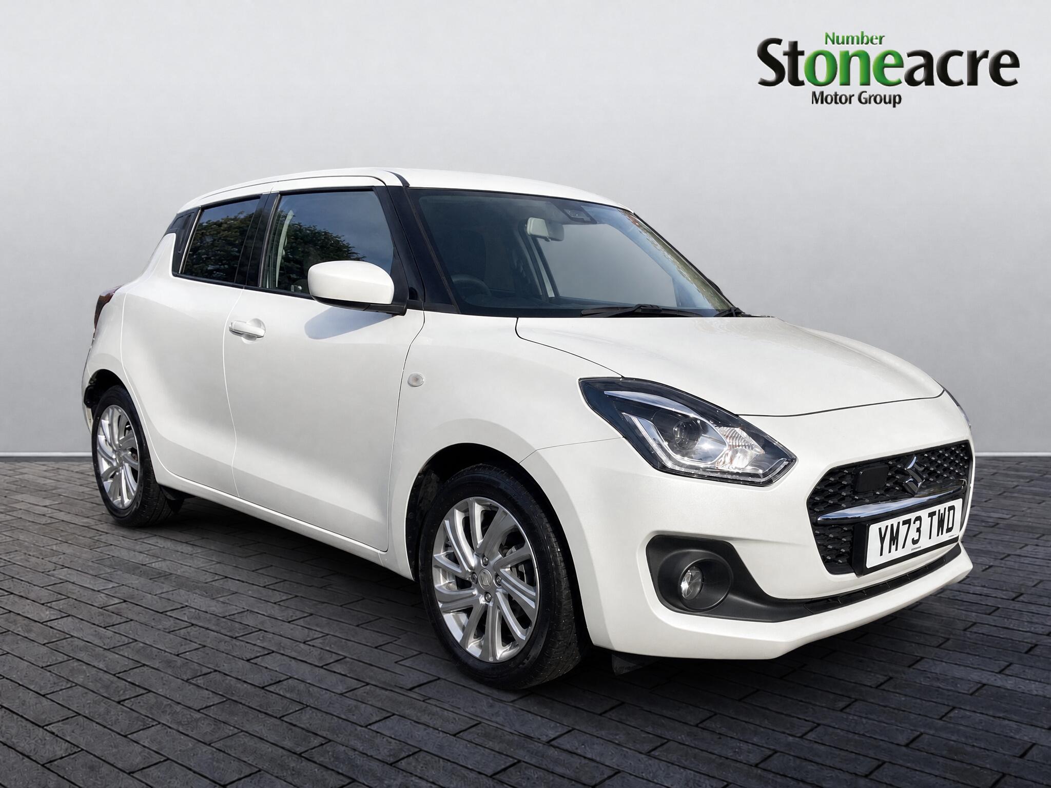 Main listing image - Suzuki Swift