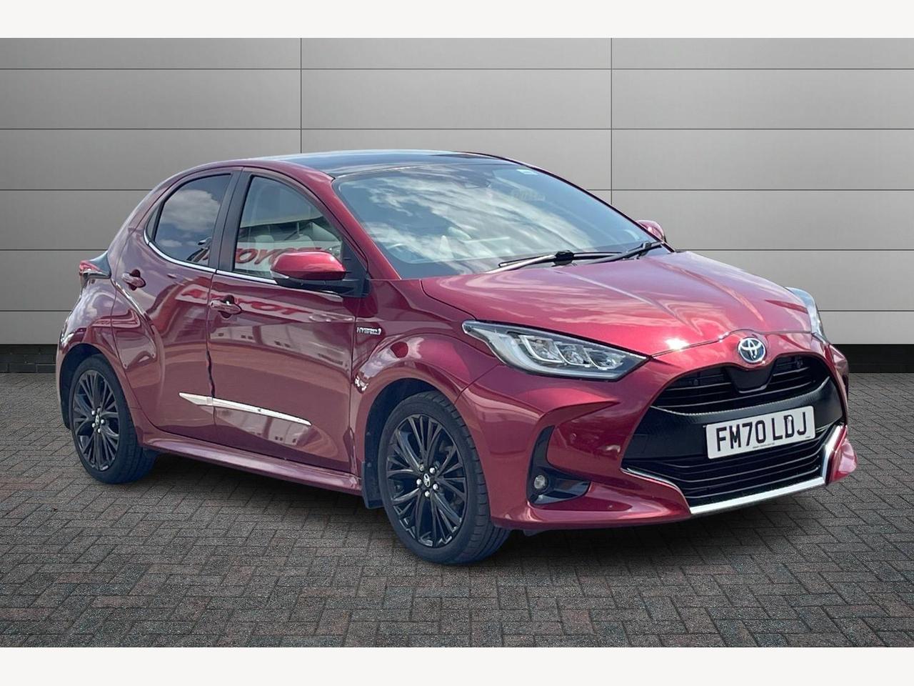Main listing image - Toyota Yaris