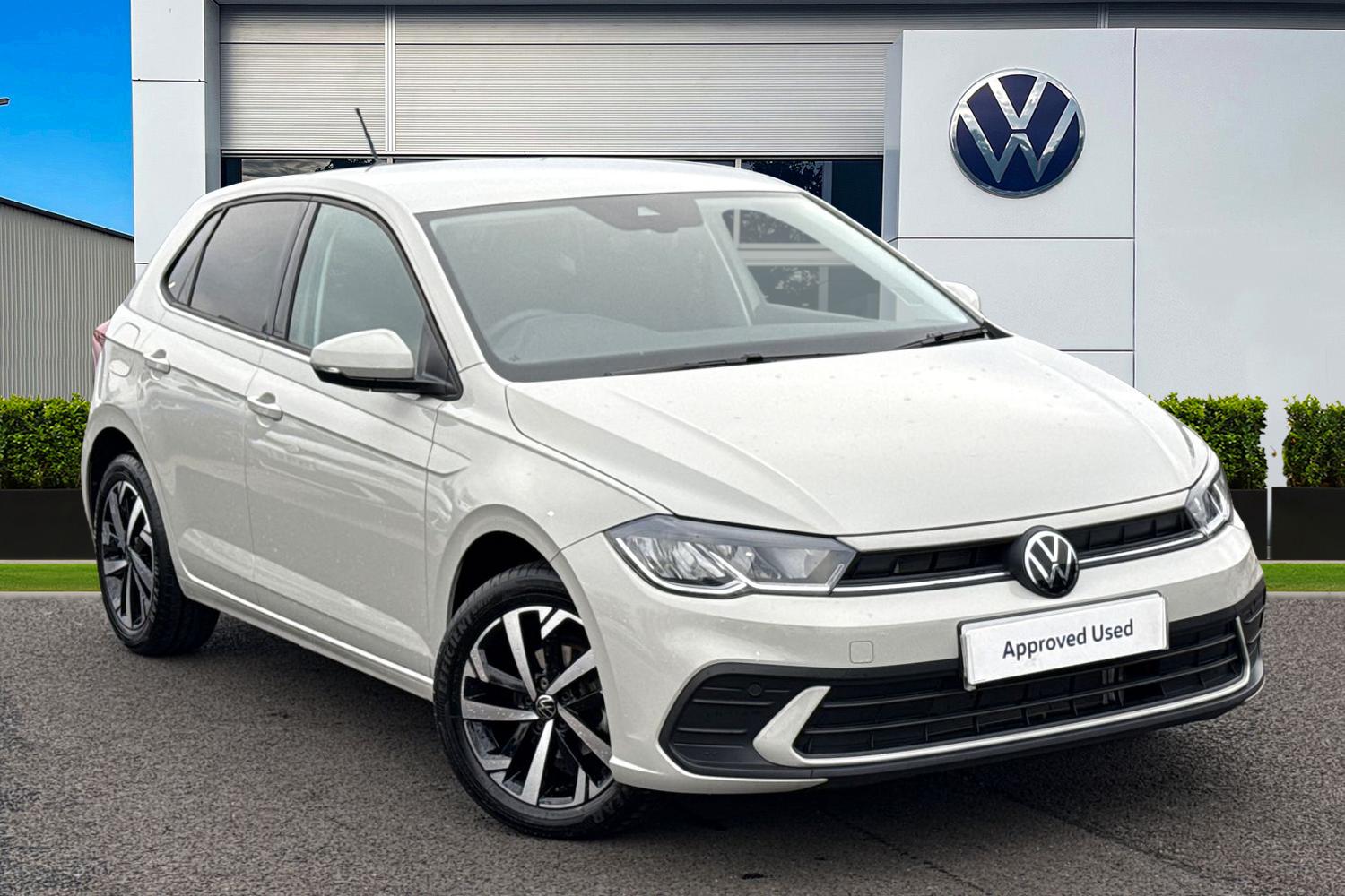 Main listing image - Volkswagen Polo