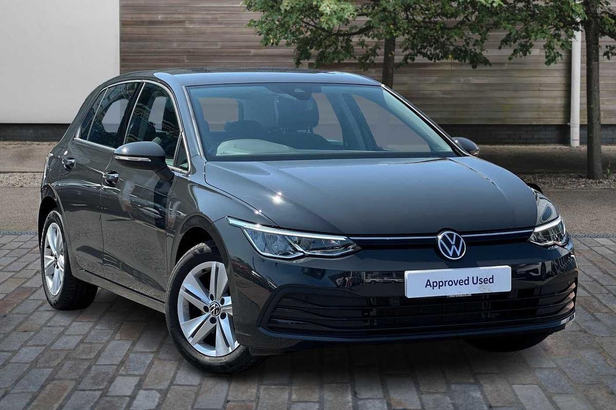 Main listing image - Volkswagen Golf