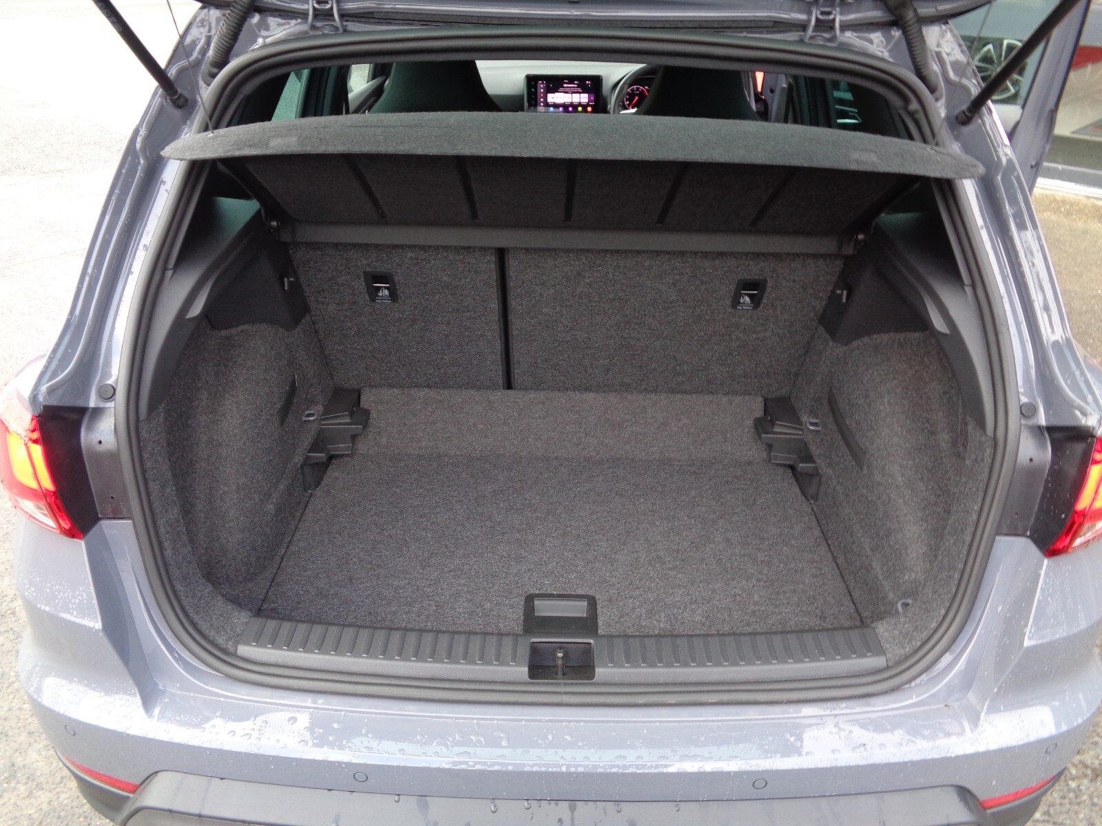 Main listing image - SEAT Arona