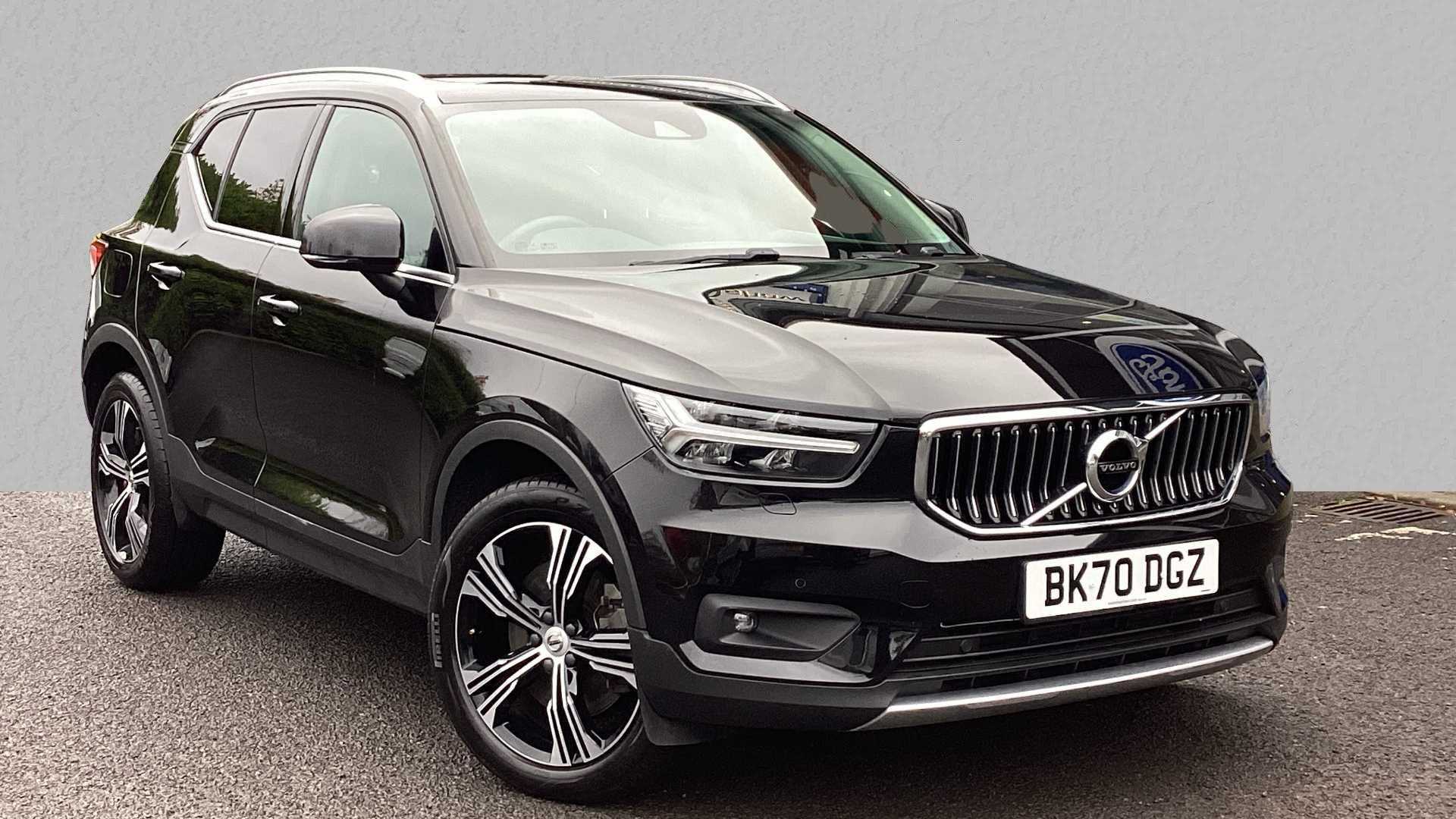 Main listing image - Volvo XC40 Recharge