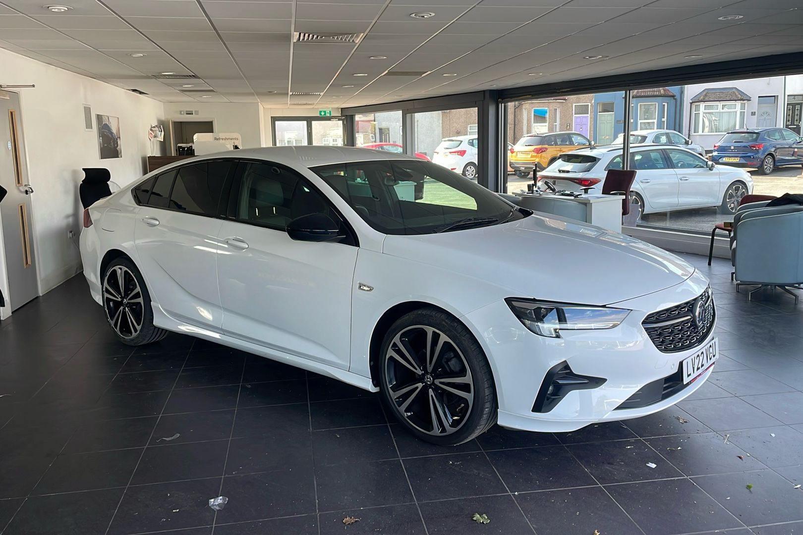 Main listing image - Vauxhall Insignia