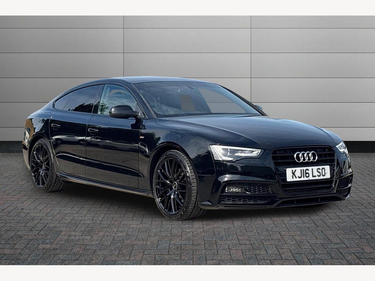 Main listing image - Audi A5