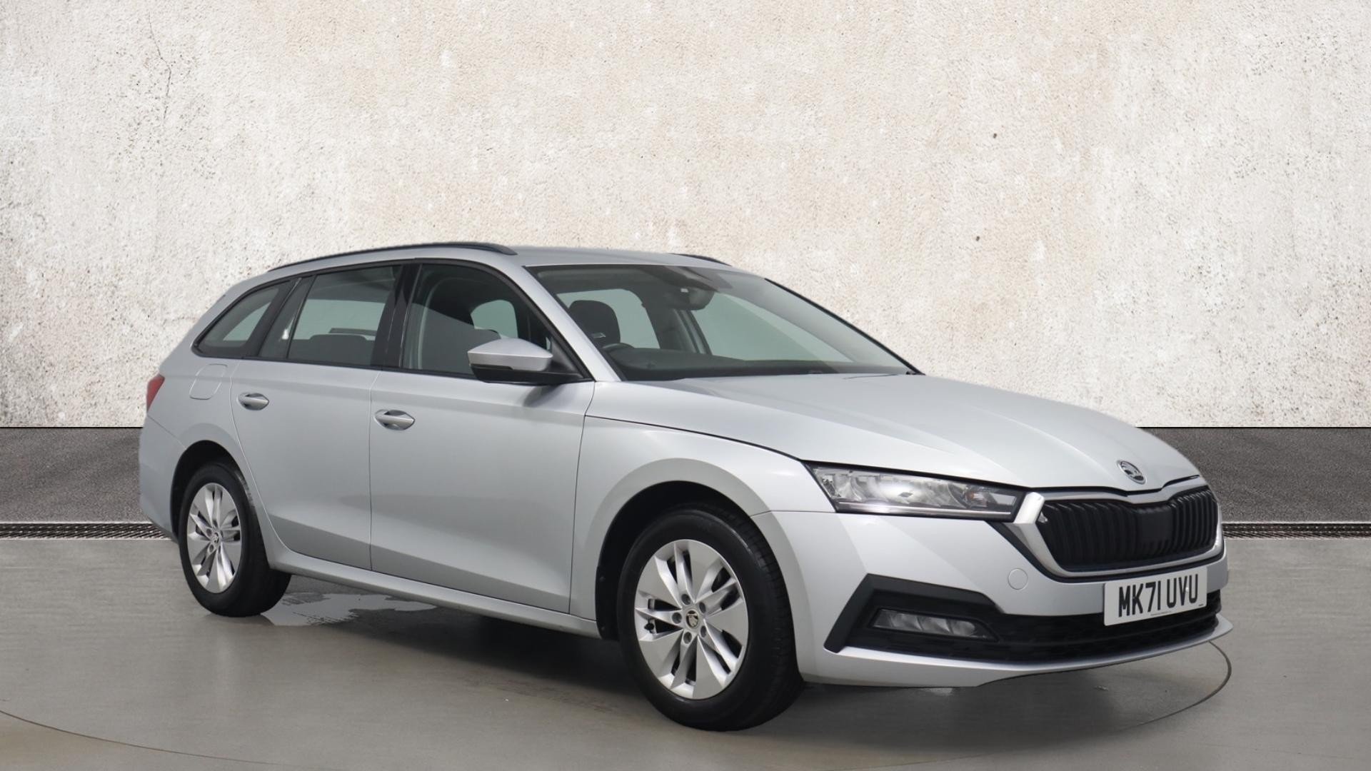 Main listing image - Skoda Octavia Estate