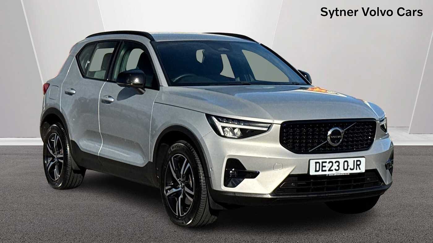 Main listing image - Volvo XC40