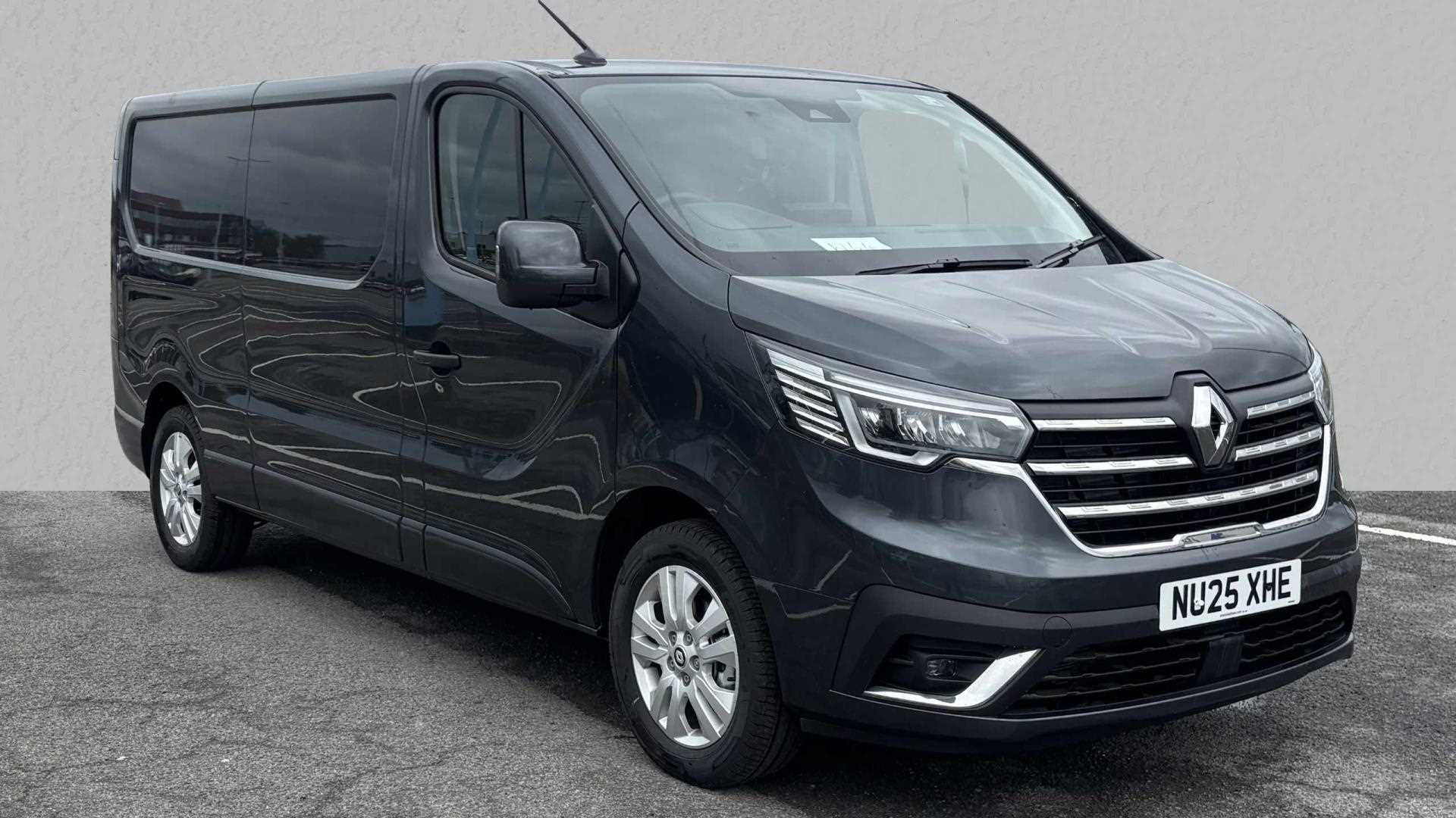 Main listing image - Renault Trafic