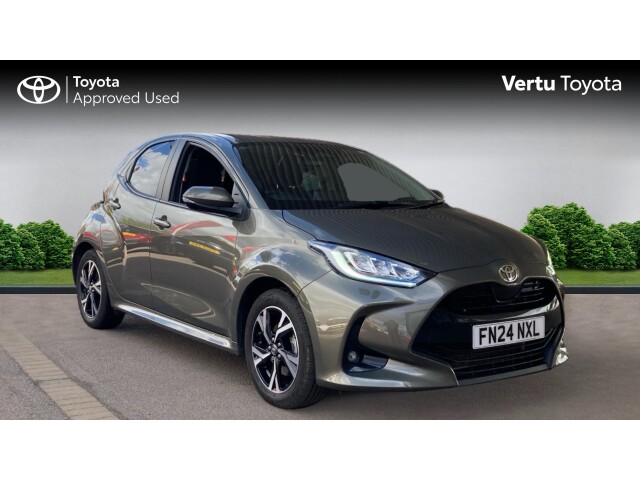 Main listing image - Toyota Yaris