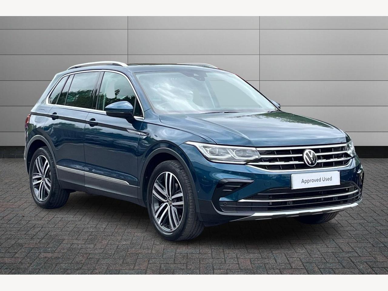 Main listing image - Volkswagen Tiguan