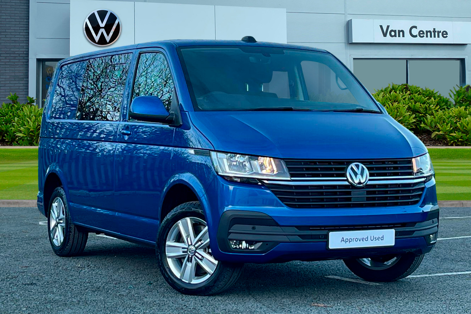 Main listing image - Volkswagen Transporter