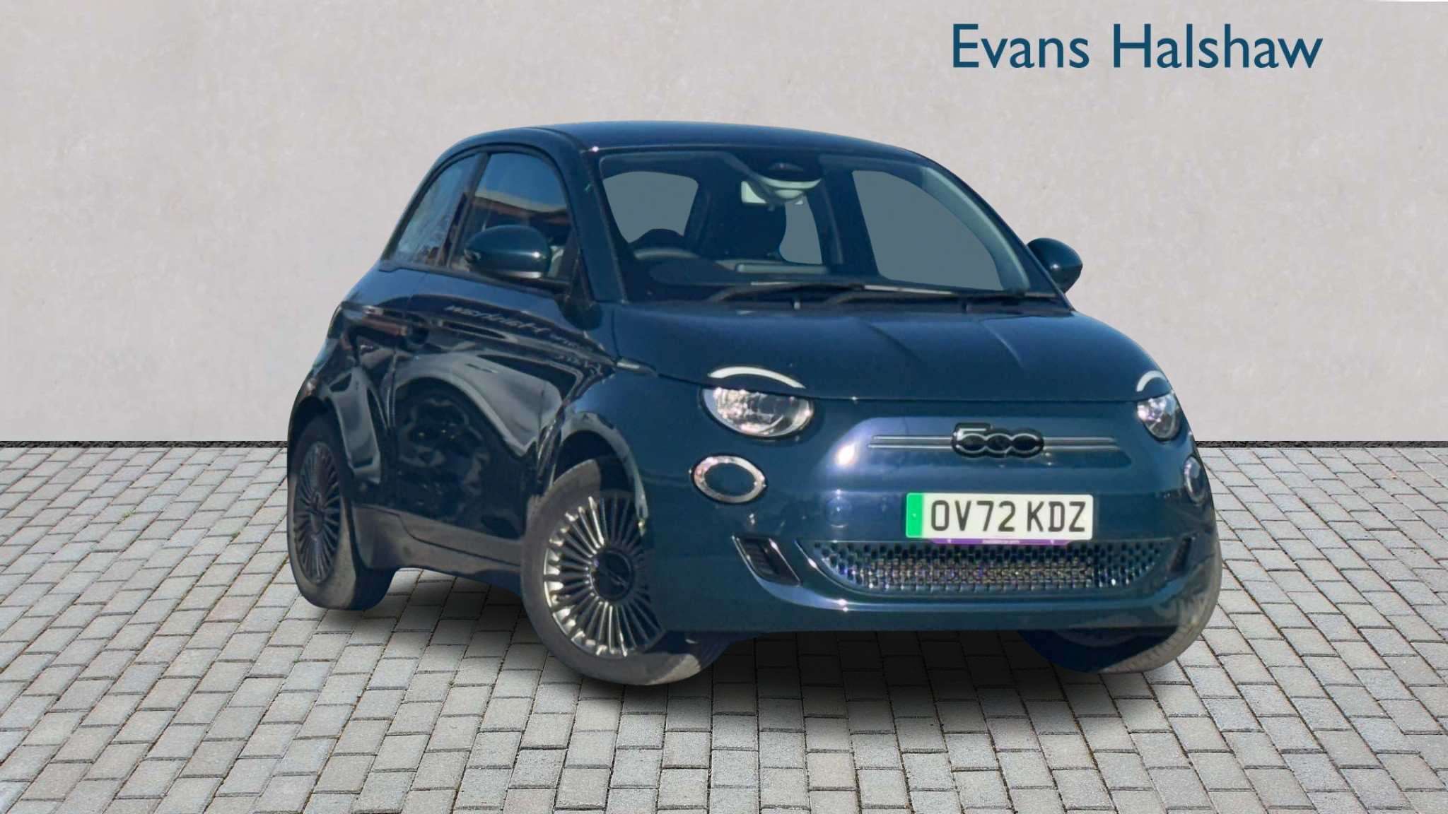 Main listing image - Fiat 500 Electric