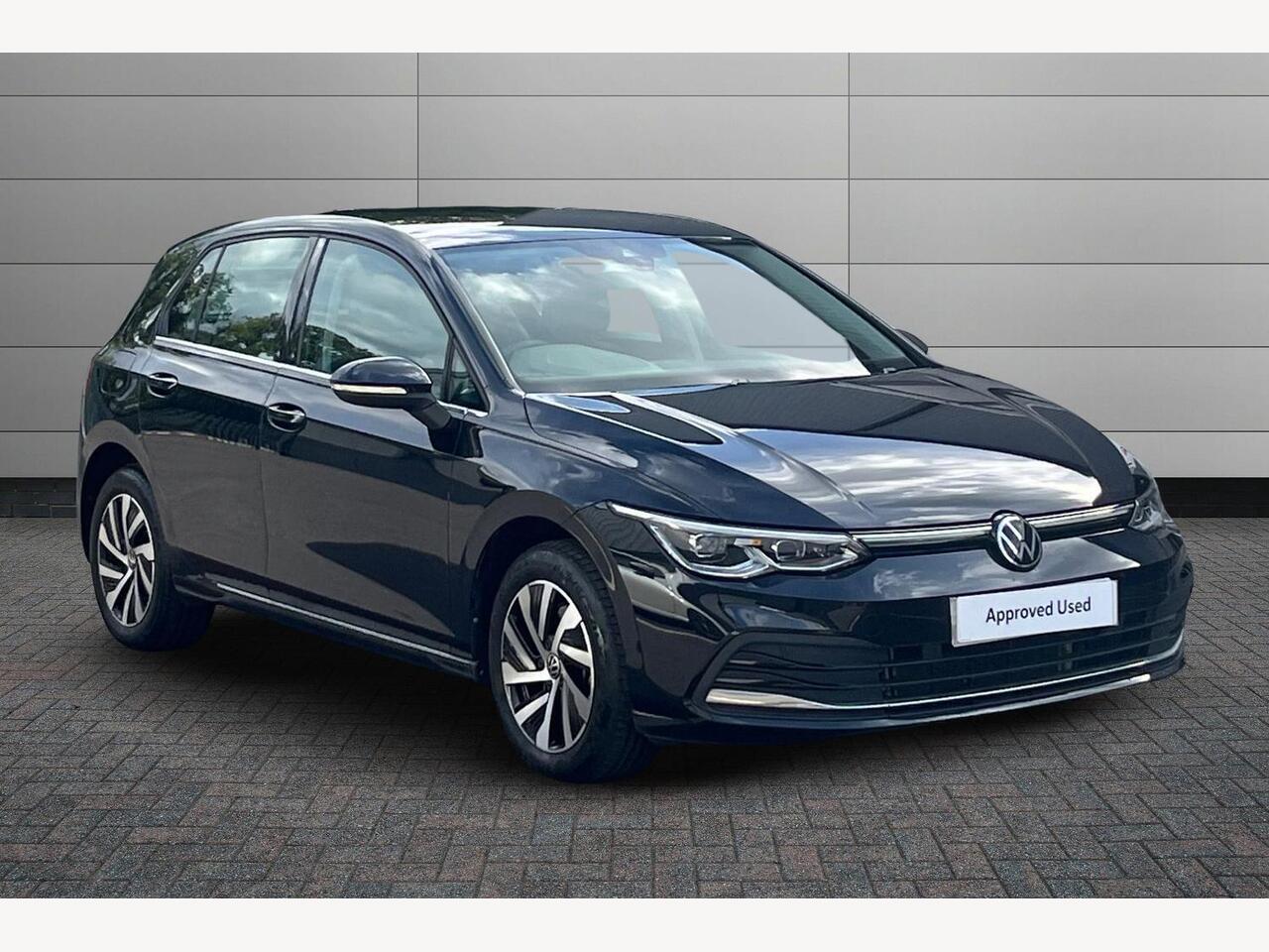 Main listing image - Volkswagen Golf