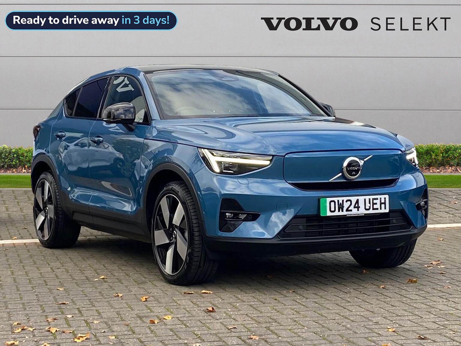 Main listing image - Volvo C40