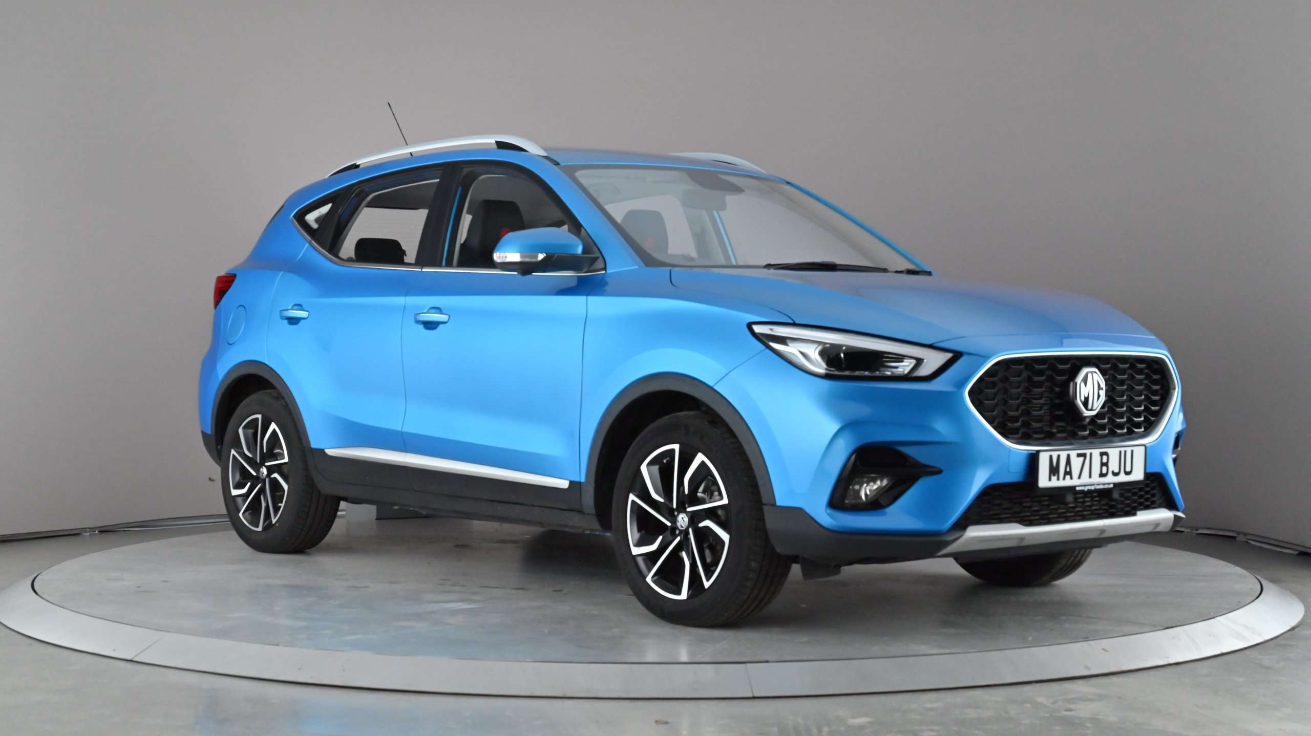 Main listing image - MG ZS