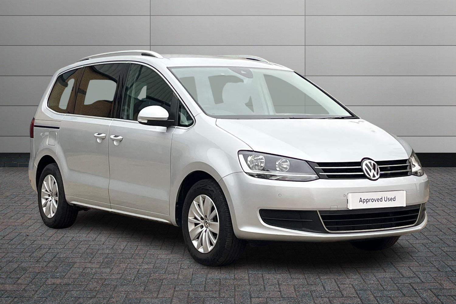 Main listing image - Volkswagen Sharan