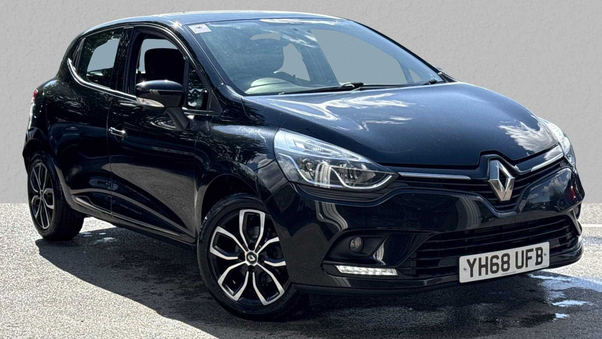 Main listing image - Renault Clio
