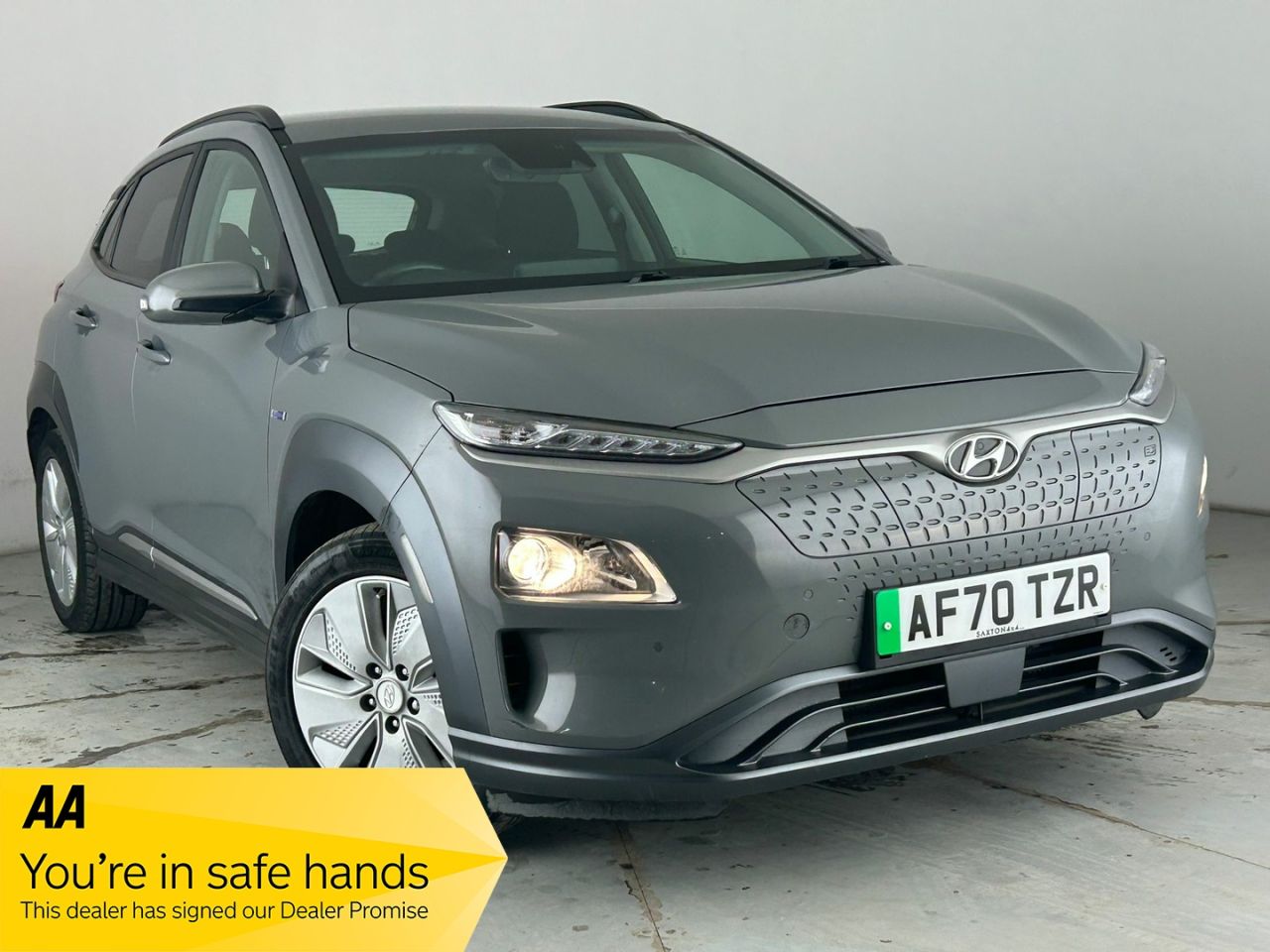 Main listing image - Hyundai Kona Electric