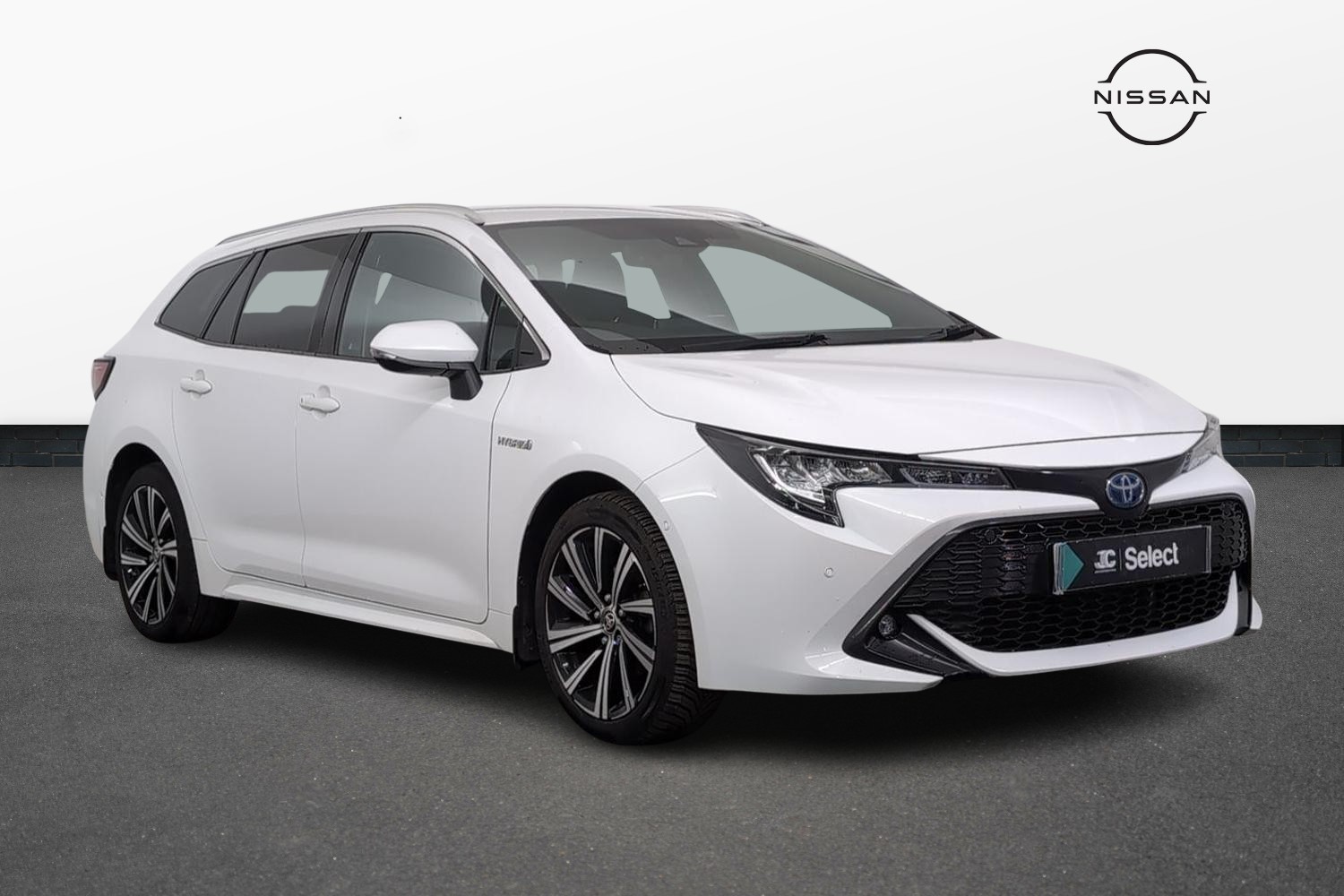 Main listing image - Toyota Corolla Touring Sport