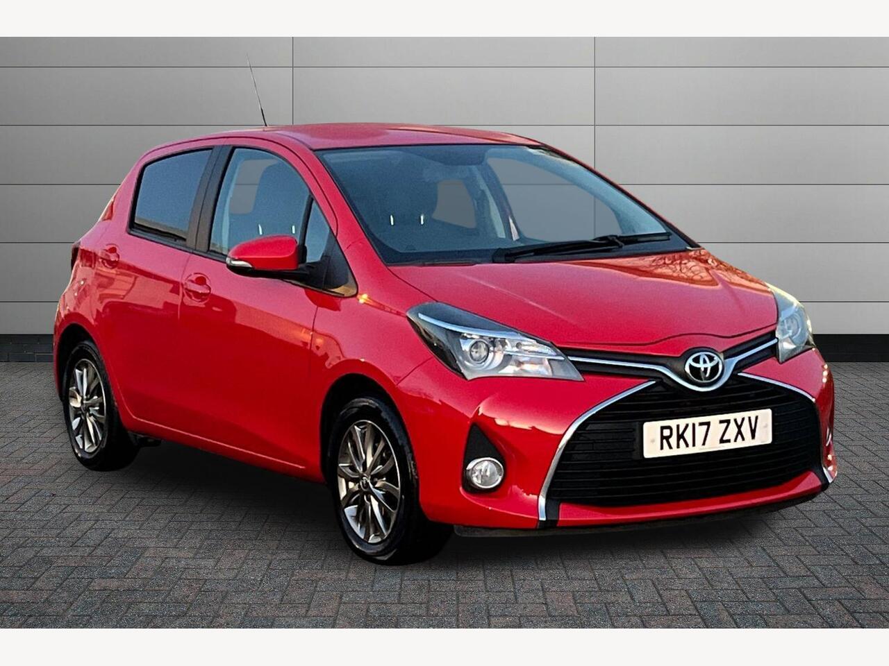 Main listing image - Toyota Yaris