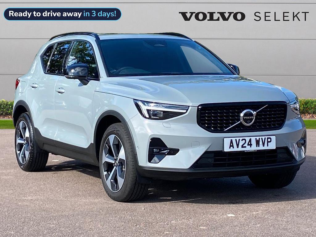 Main listing image - Volvo XC40