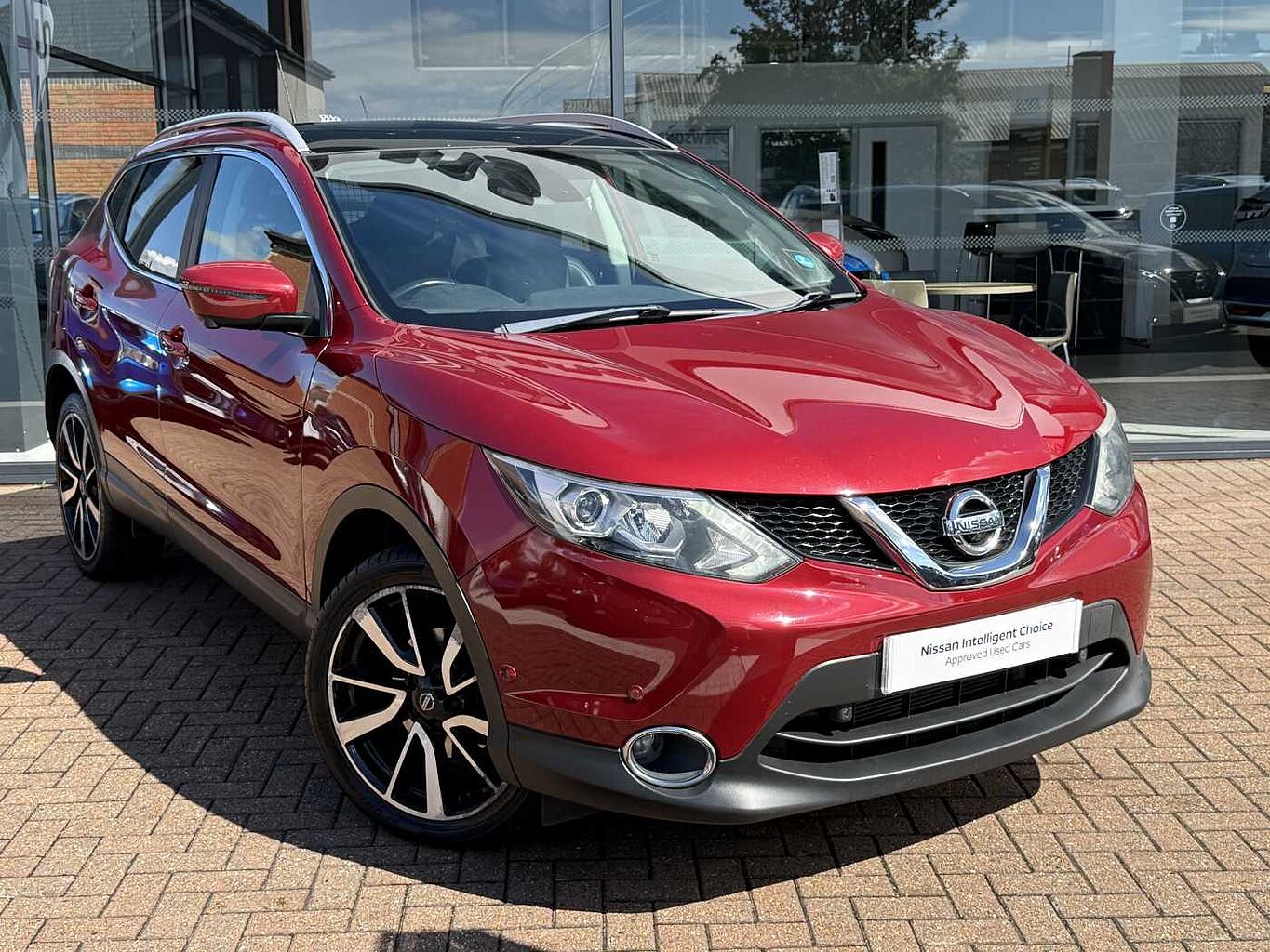 Main listing image - Nissan Qashqai