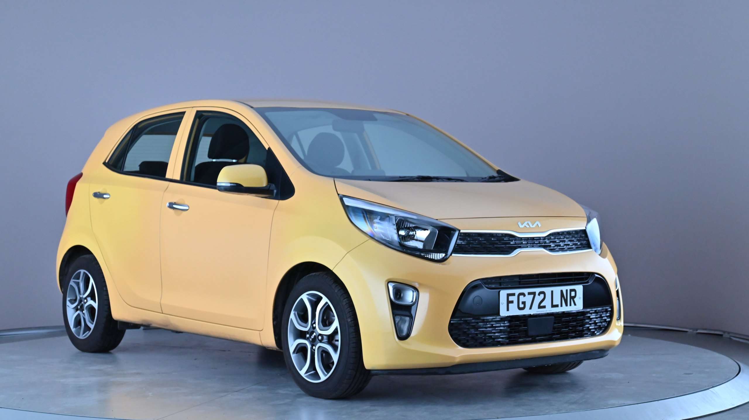 Main listing image - Kia Picanto