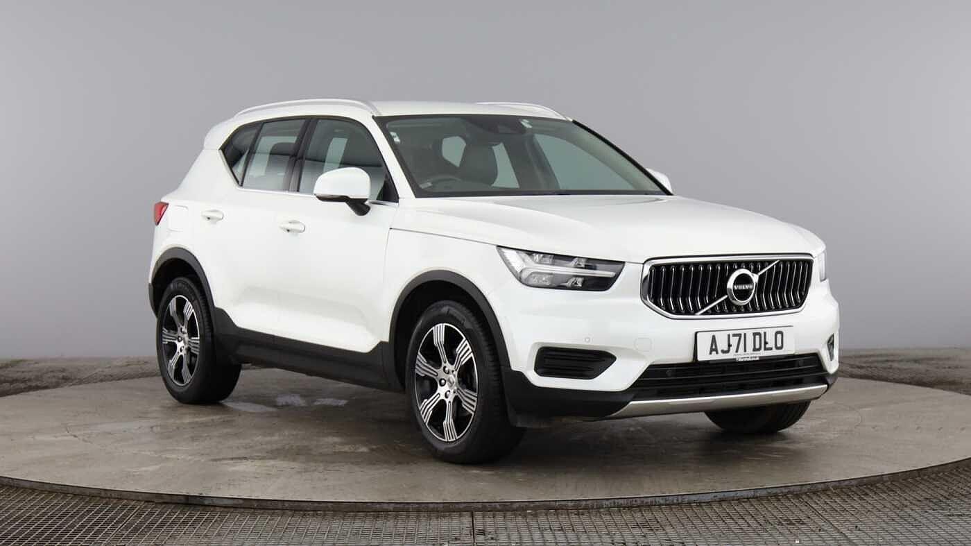 Main listing image - Volvo XC40