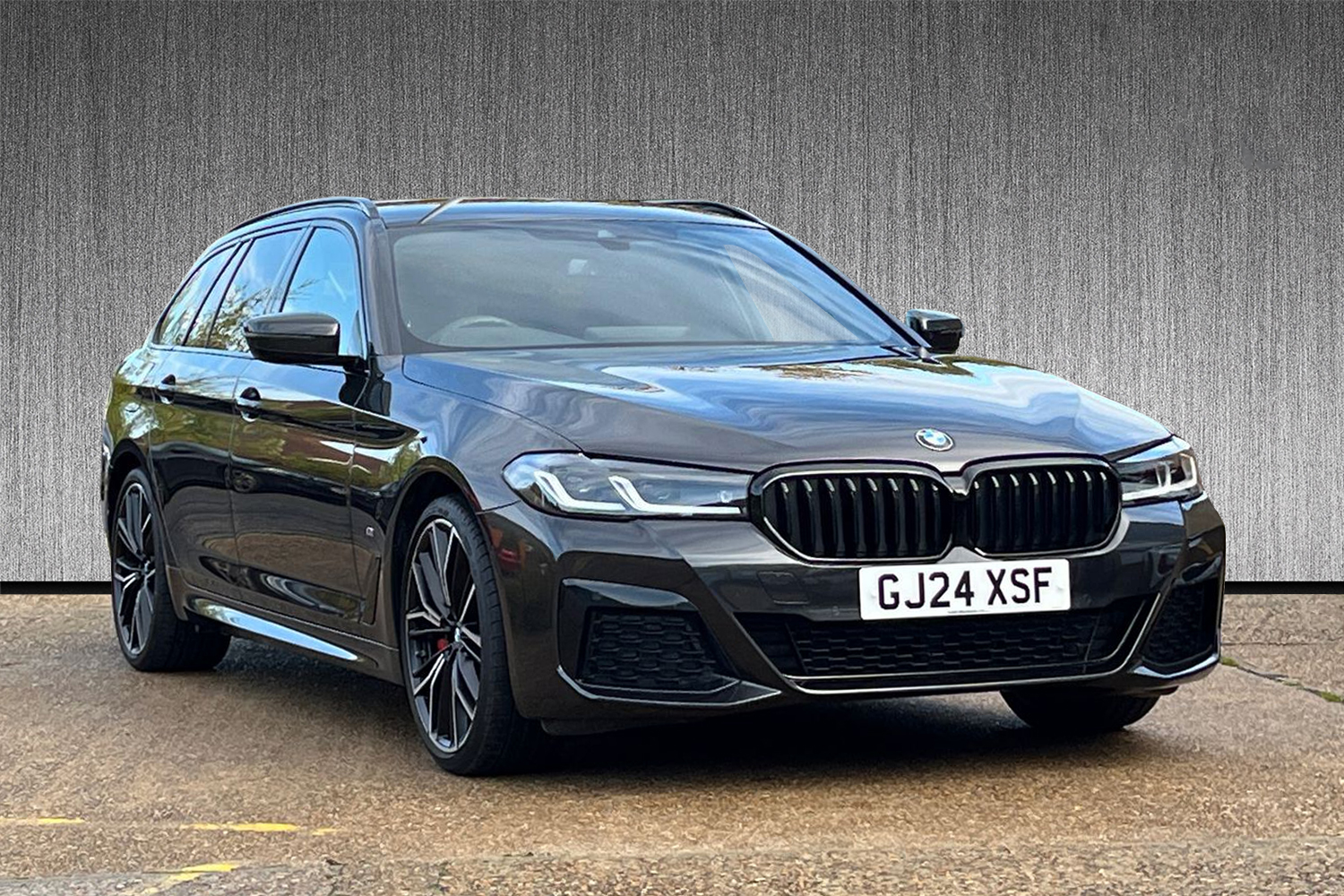 Main listing image - BMW 5 Series Touring