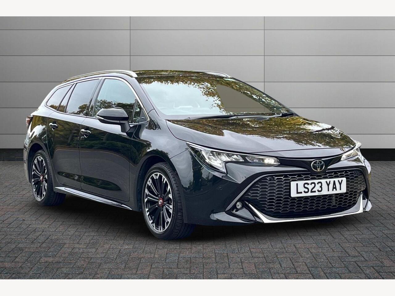 Main listing image - Toyota Corolla Touring Sport