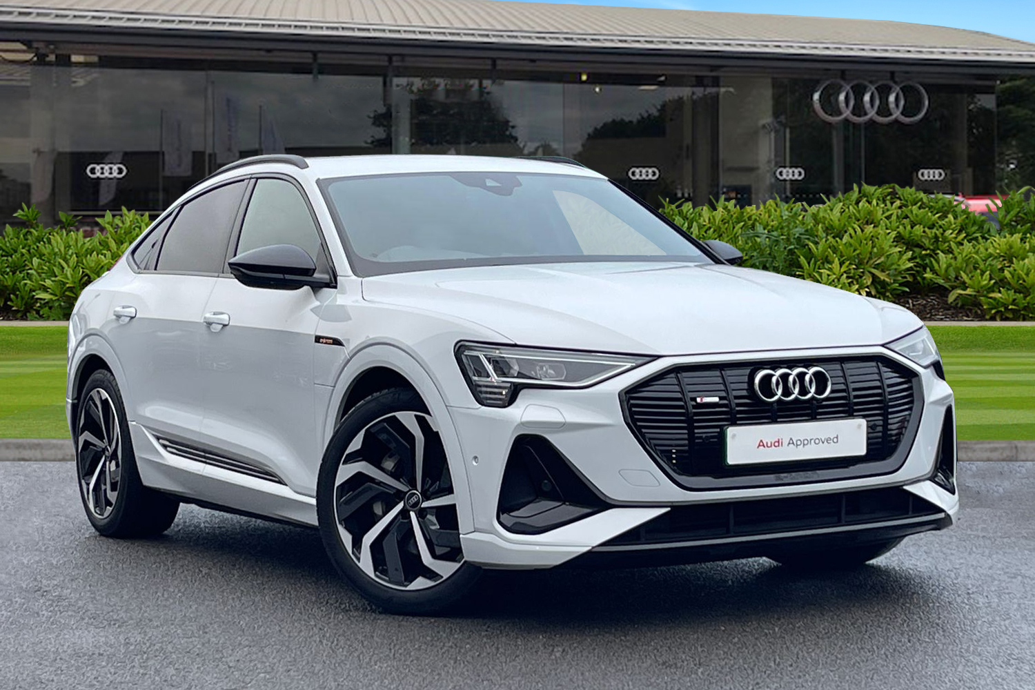 Main listing image - Audi e-tron