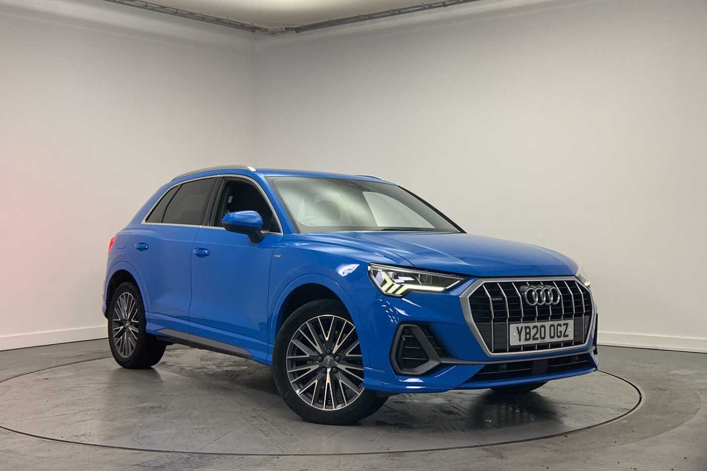 Main listing image - Audi Q3