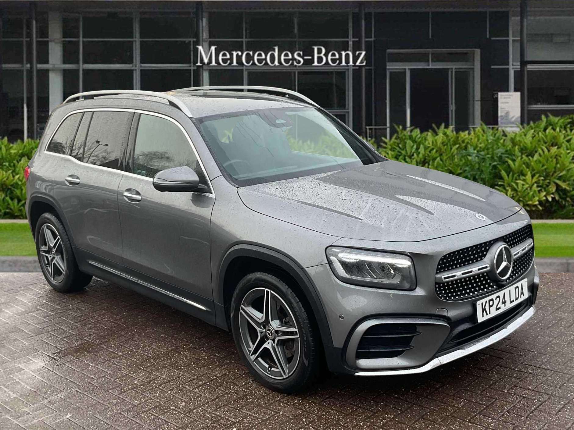 Main listing image - Mercedes-Benz GLB