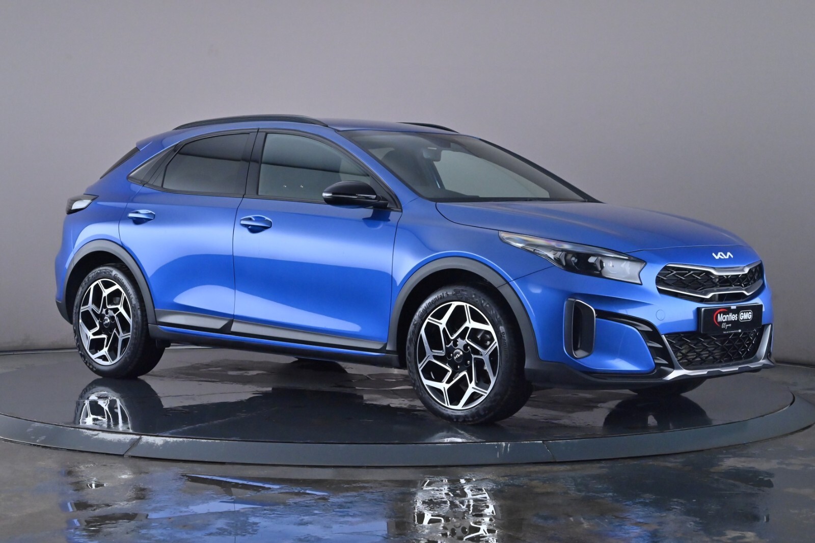 Main listing image - Kia XCeed