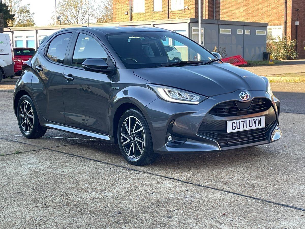 Main listing image - Toyota Yaris