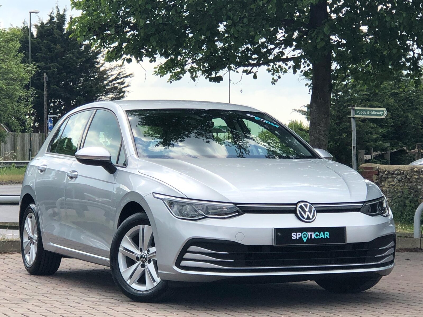 Main listing image - Volkswagen Golf