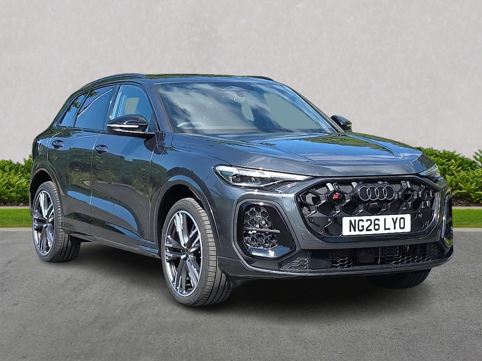 Main listing image - Audi Q5