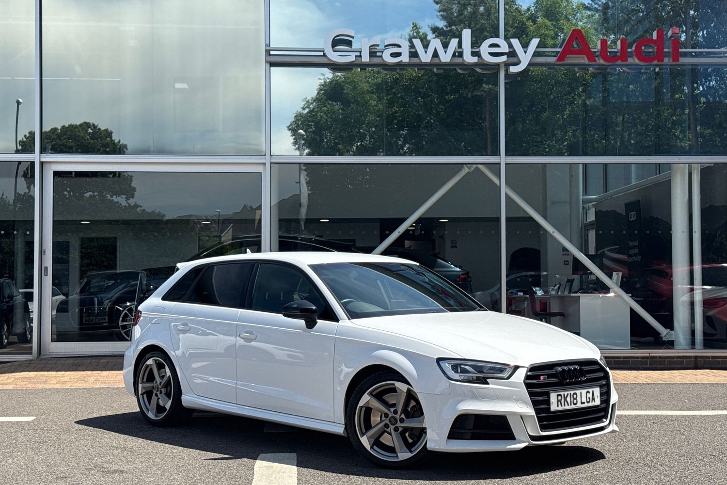 Main listing image - Audi S3