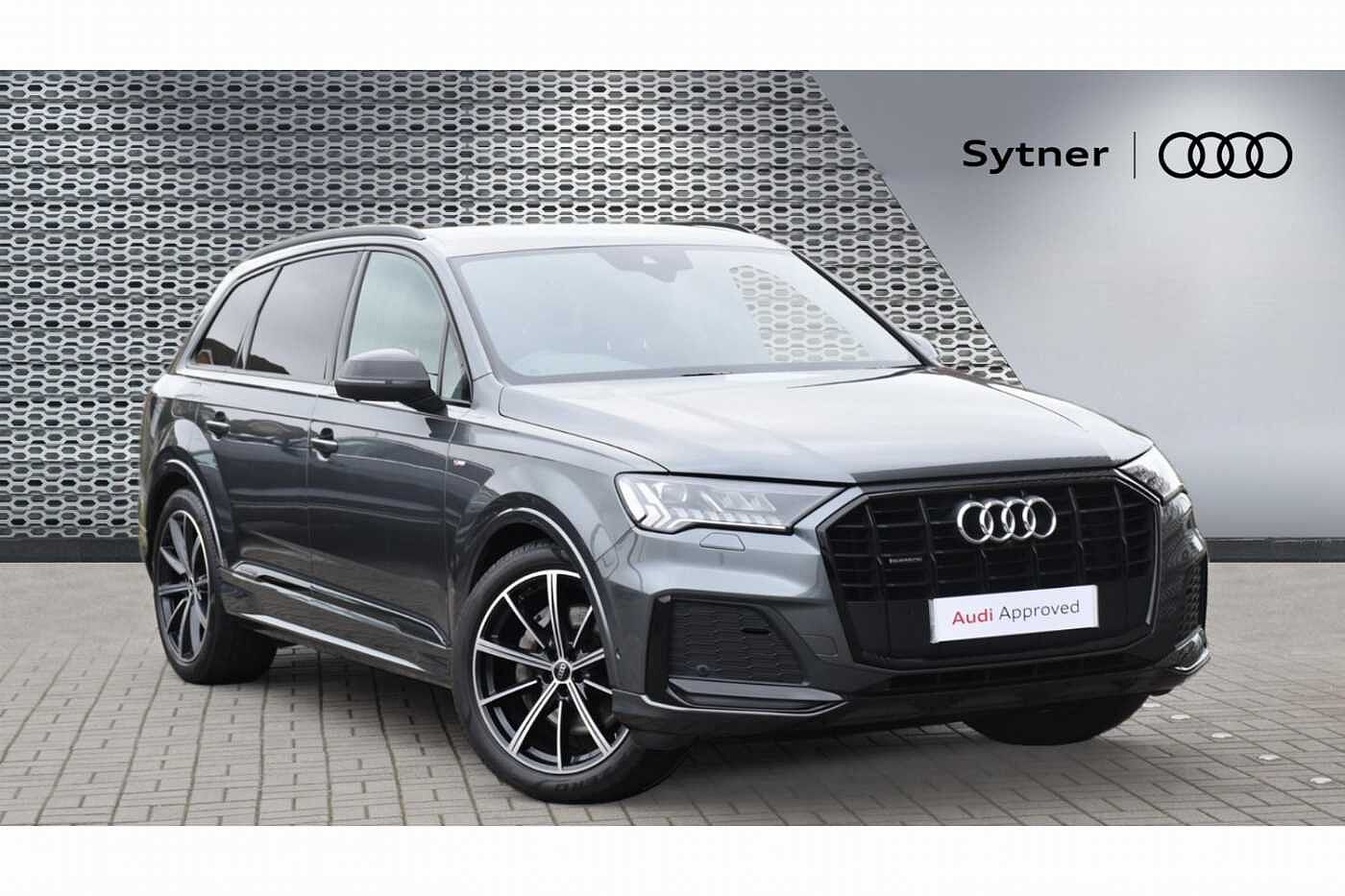 Main listing image - Audi Q7