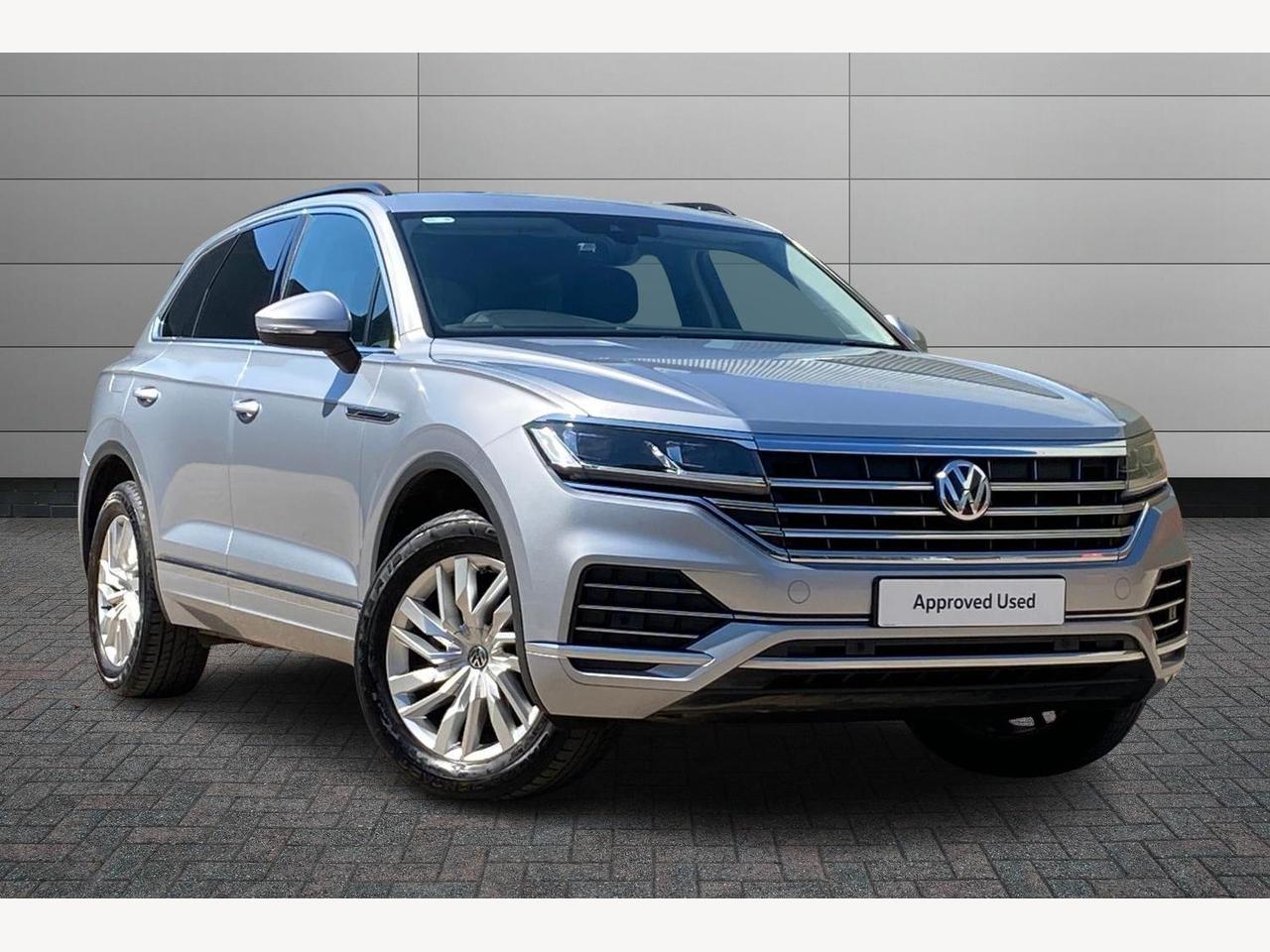 Main listing image - Volkswagen Touareg