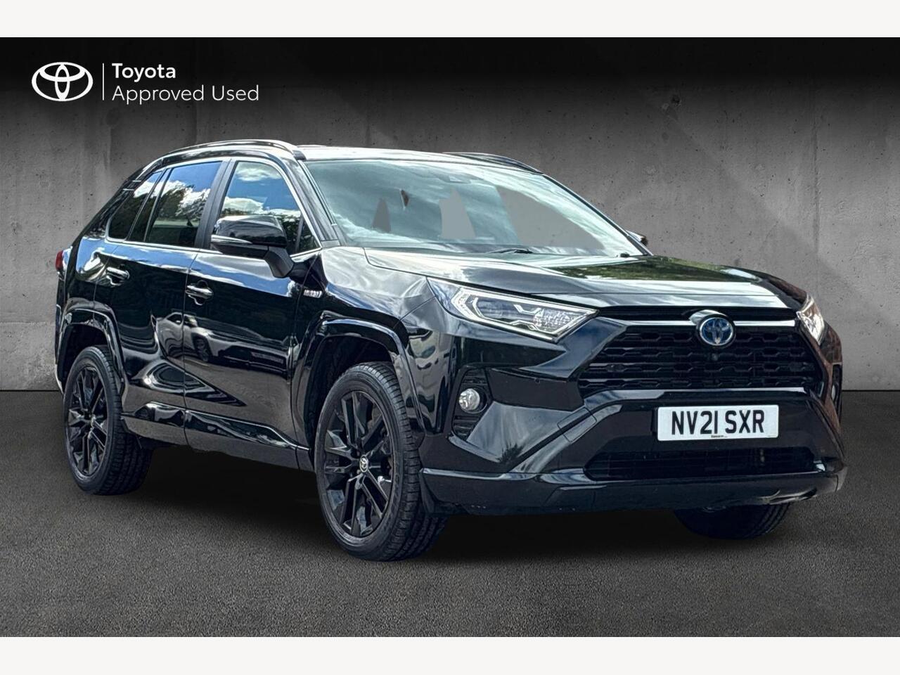 Main listing image - Toyota RAV4