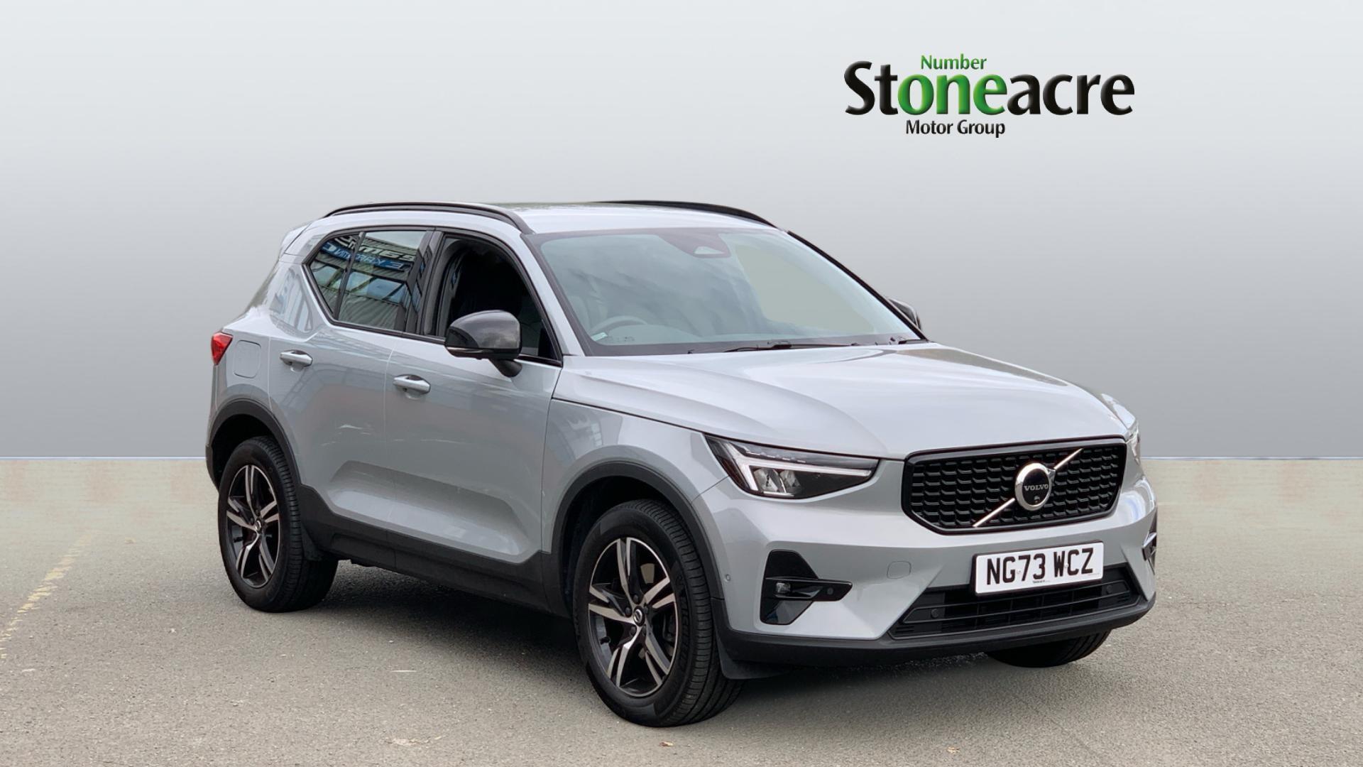 Main listing image - Volvo XC40