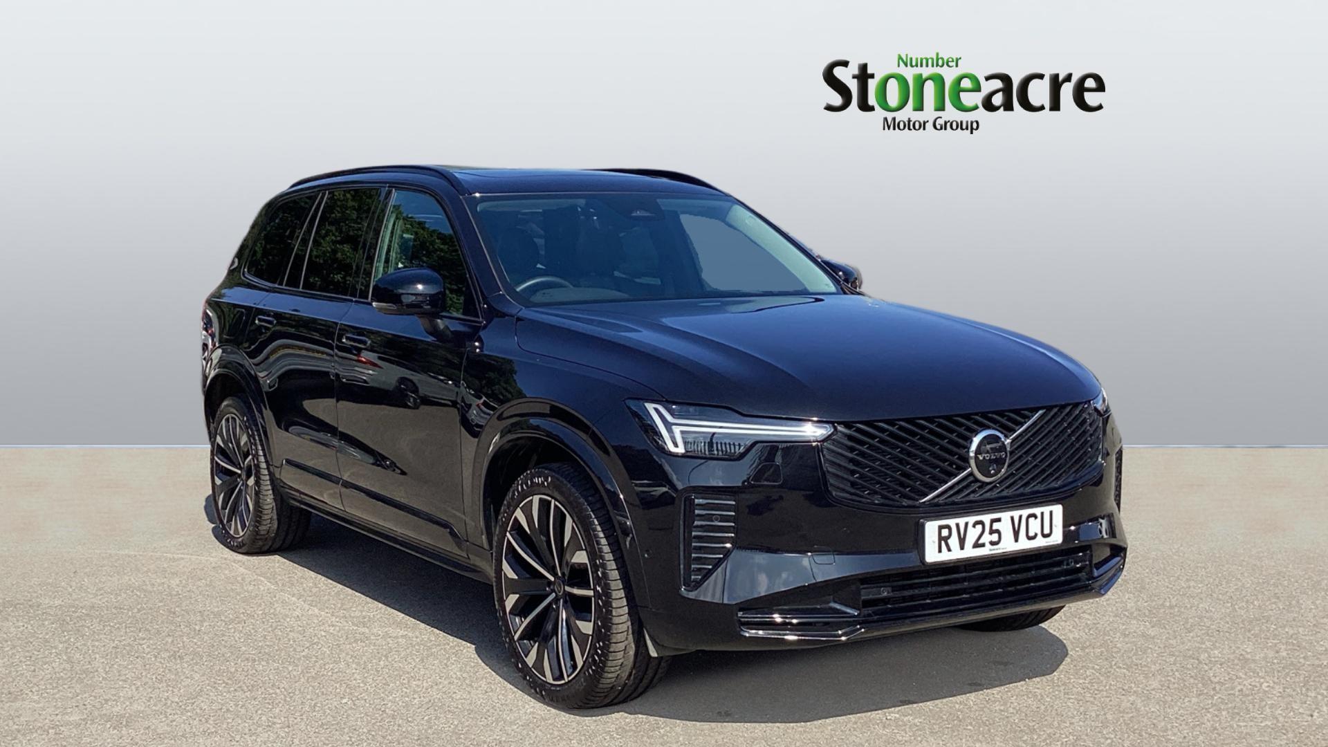 Main listing image - Volvo XC90