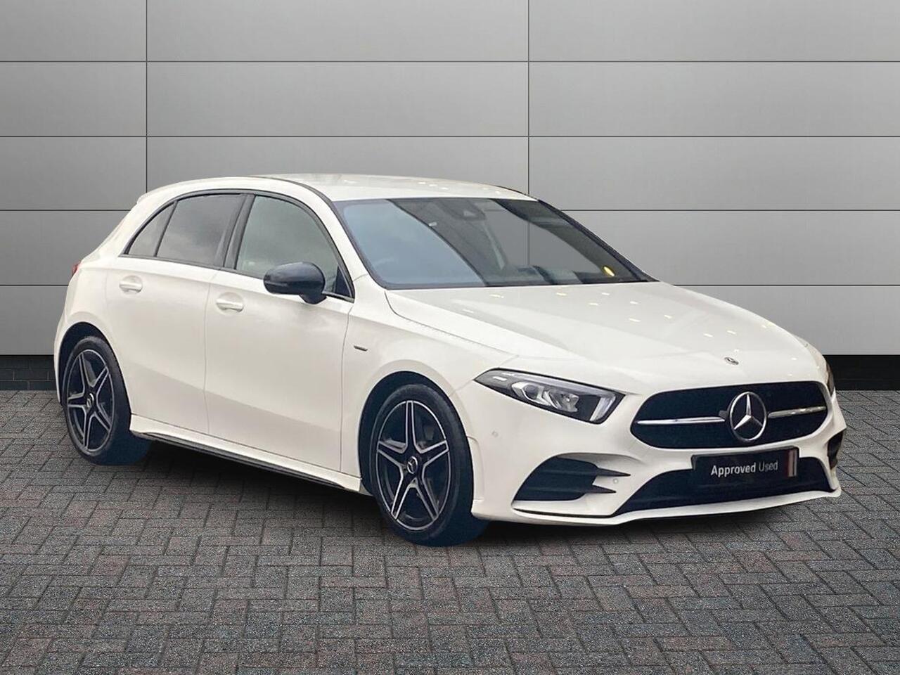 Main listing image - Mercedes-Benz CLS