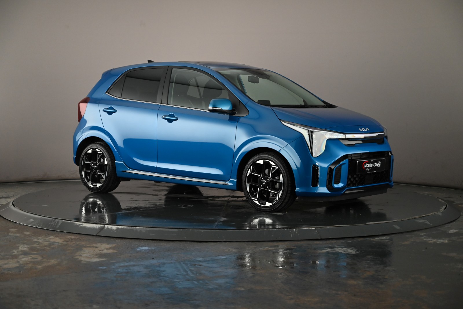 Main listing image - Kia Picanto